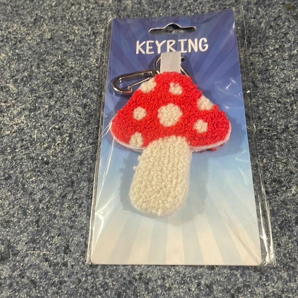 Mushroom key ring/unisex. Cool for anyone